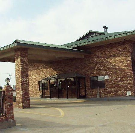 Regency Travel Inn Hayti Экстерьер фото